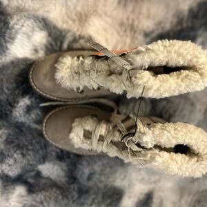 Kids Faux Fur Lined Winter Boots - Cream